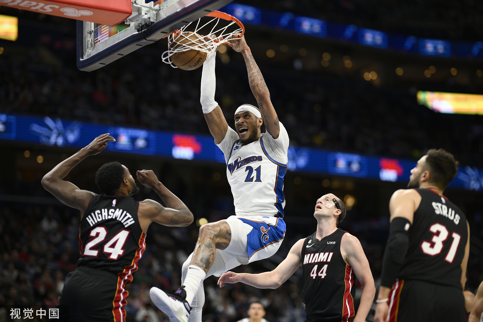 关于魔术逆转热火，终结对手八连胜的信息