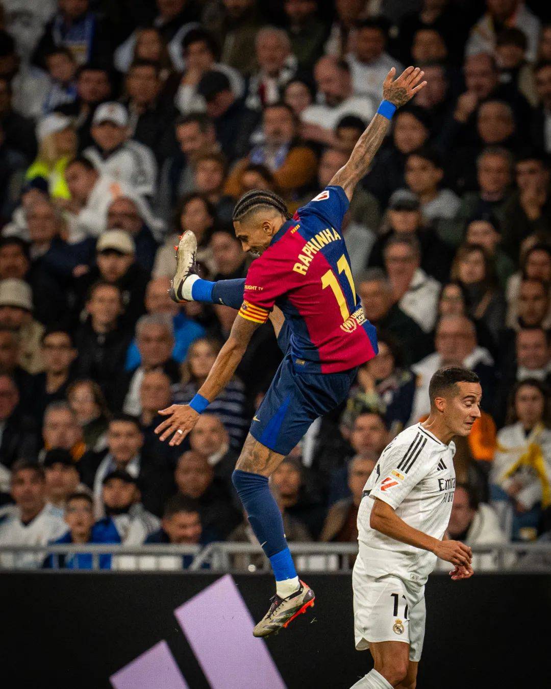 开云体育直播-巴萨惨遭逆转，客场负于弱旅