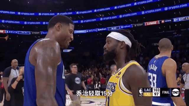 包含湖人遭遇两连败，湖人内线遭受严重考验的词条