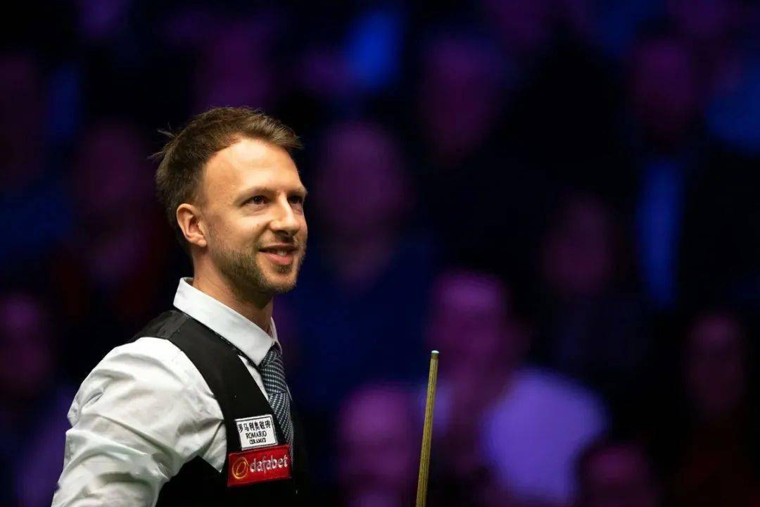 包含俄罗斯逆转罗马尼亚，小组出线前景一片光明的词条