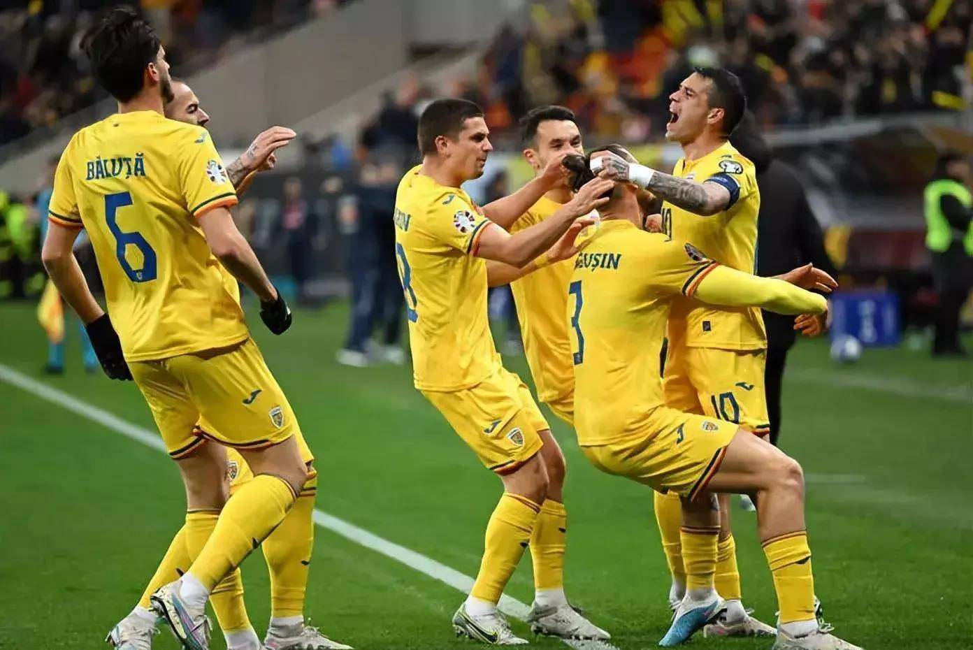 包含神秘伤愈：欧国联比赛球员助阵重现的词条