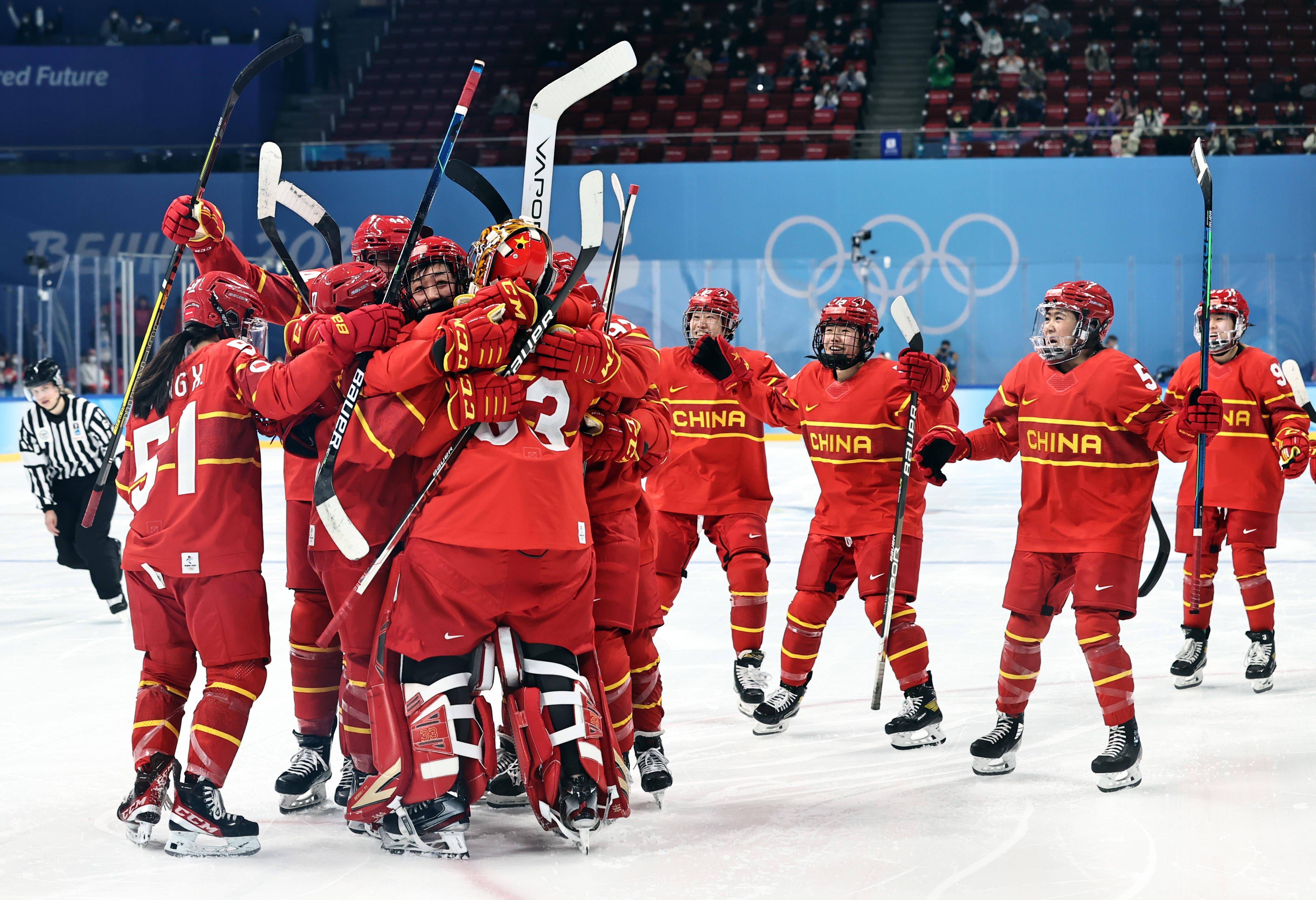 开云体育官方登录入口-美国女子篮球队力克对手，暂居小组第一