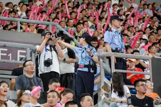 开云体育网页版登录入口-佛罗伦萨挑战切沃，实力对决强强碰撞的简单介绍