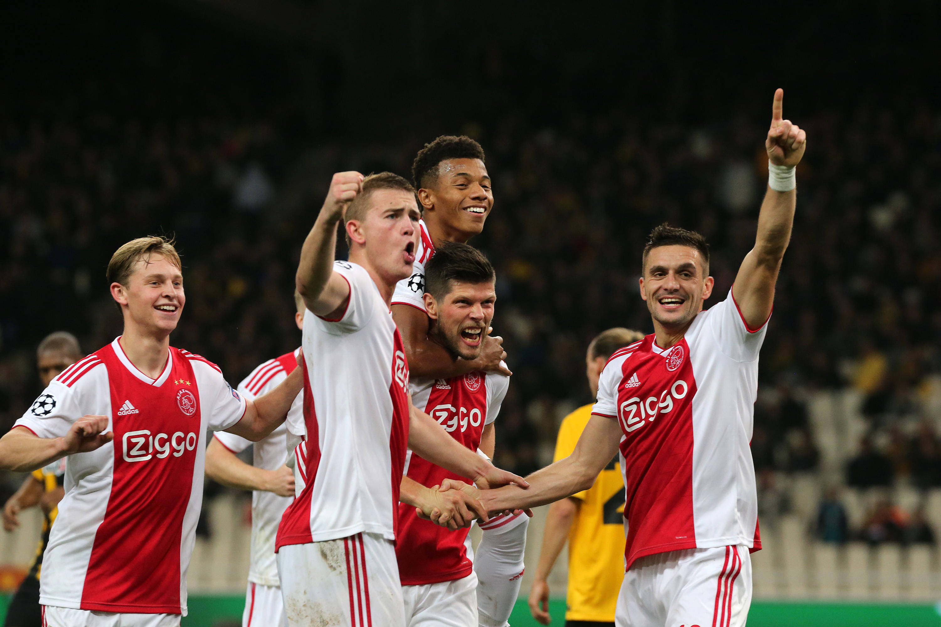 包含马竞激战平局积分榜上略显颓势的词条