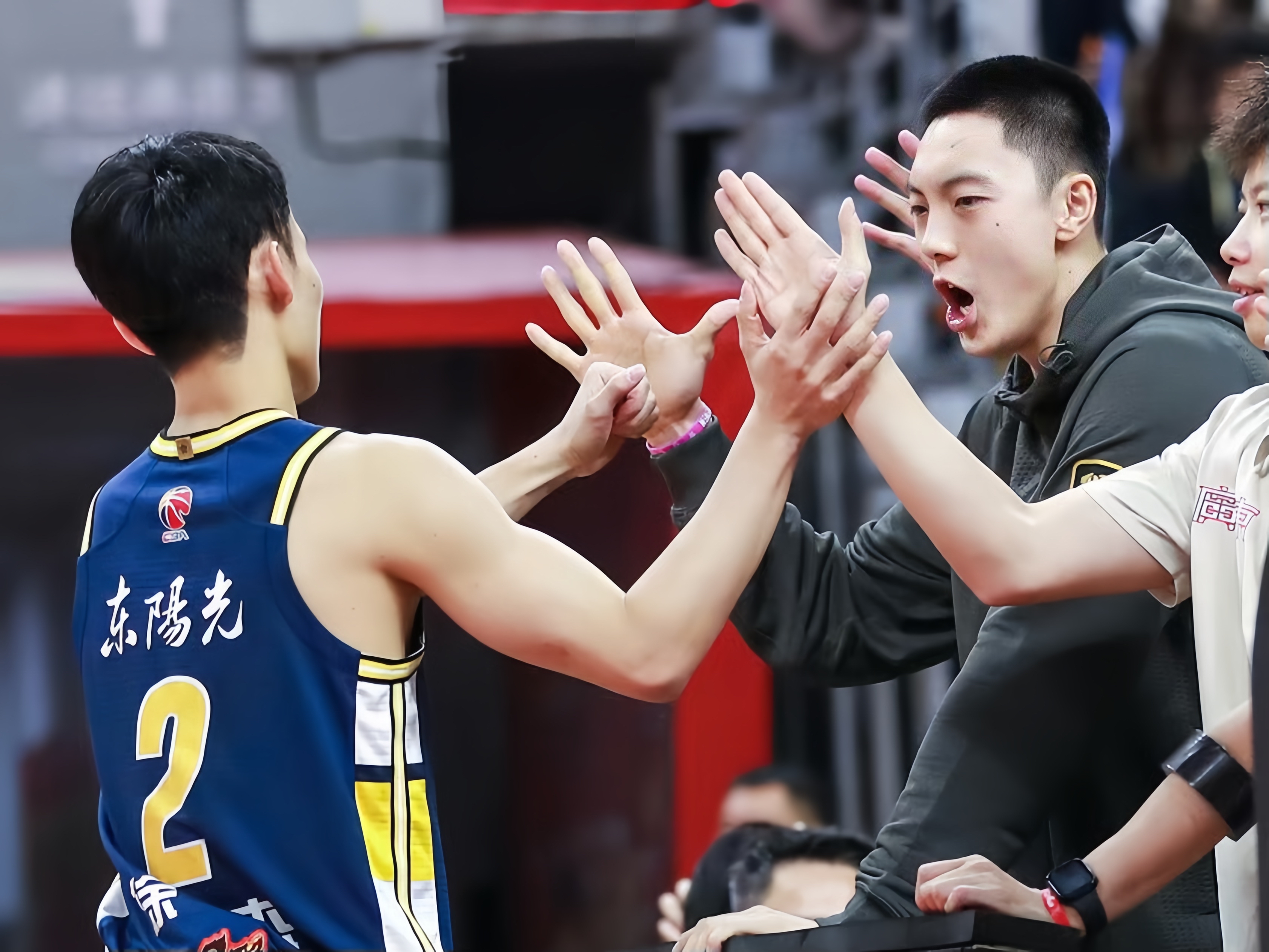 开云体育地址-江苏男篮击溃对手，全队表现出色