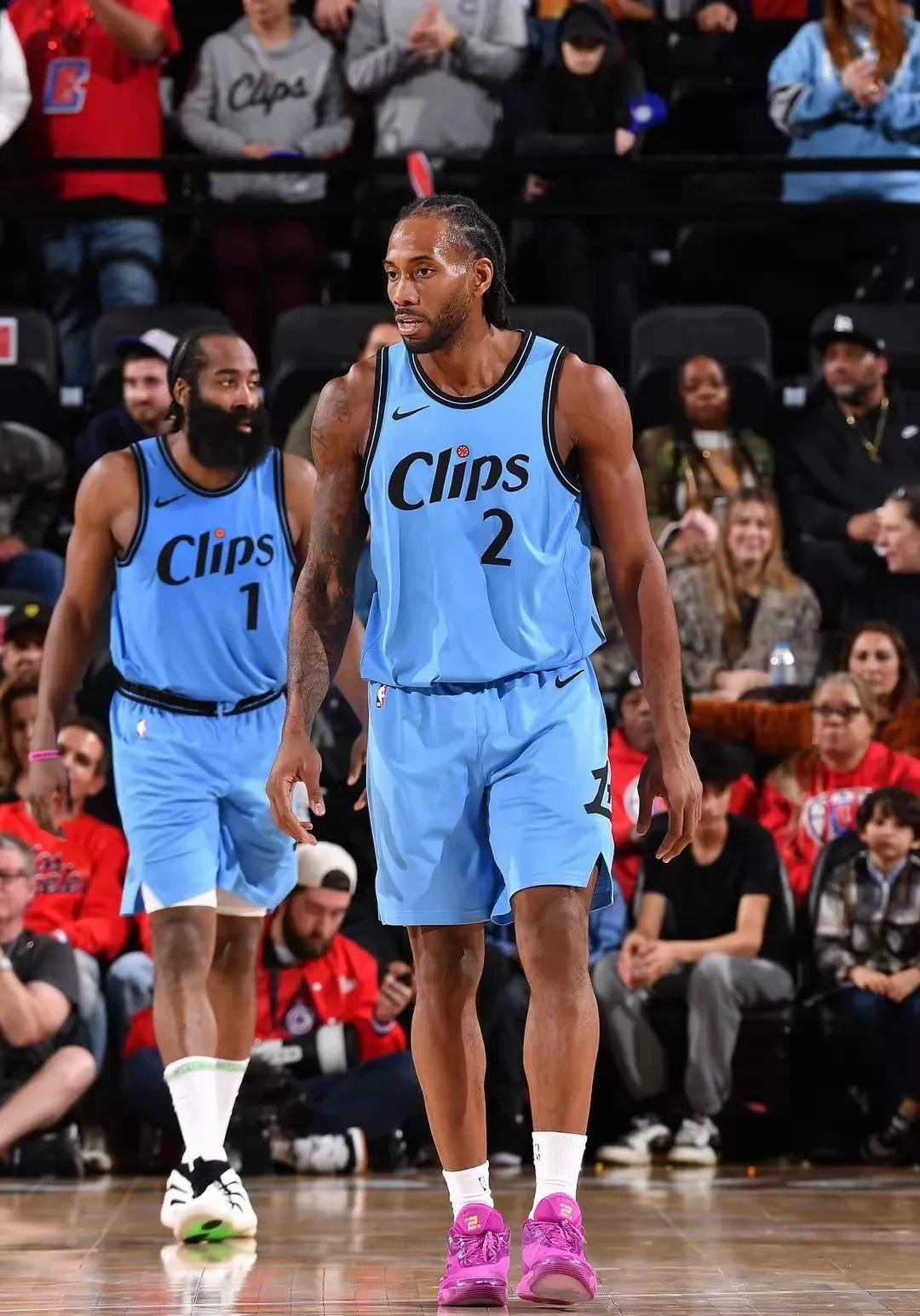 快船大胜太阳，登顶西部